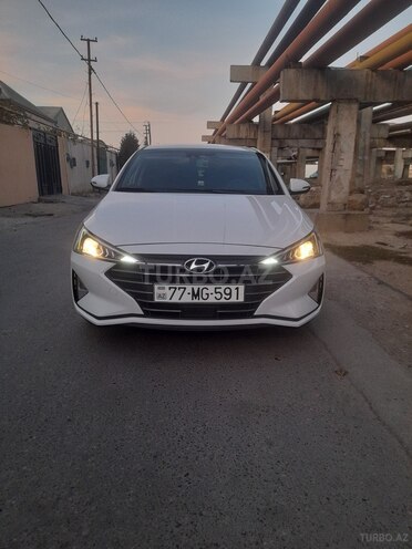 Hyundai Elantra 2019, 32,900 km - 1.6 l - Bakı