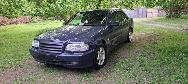 Mercedes C 200 1999, 749,000 km - 2.2 л - Xaçmaz