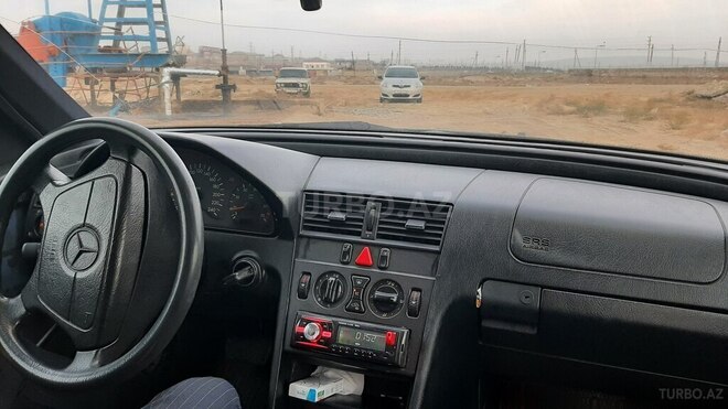 Mercedes C 180 1997, 452,369 km - 1.8 l - Bakı