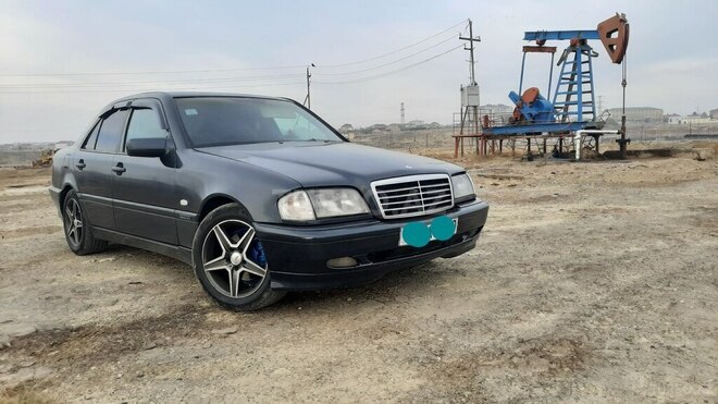 Mercedes C 180 1997, 452,369 km - 1.8 l - Bakı