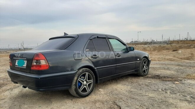 Mercedes C 180 1997, 452,369 km - 1.8 l - Bakı