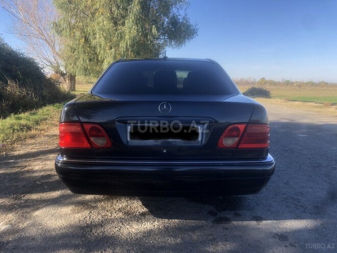 Mercedes E 200 1999, 517,874 km - 2.0 l - Tərtər