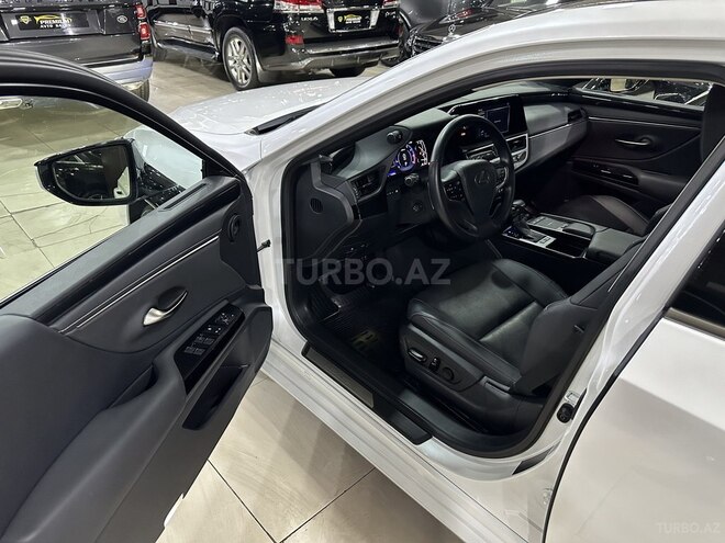 Lexus ES 250
