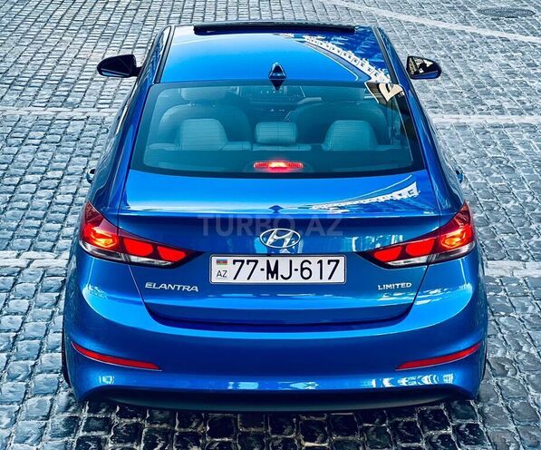 Hyundai Elantra 2018, 80,000 km - 2.0 л - Bakı