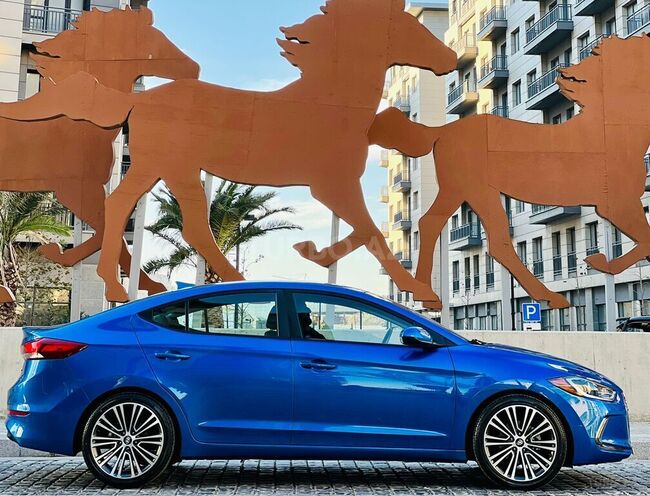 Hyundai Elantra 2018, 80,000 km - 2.0 л - Bakı