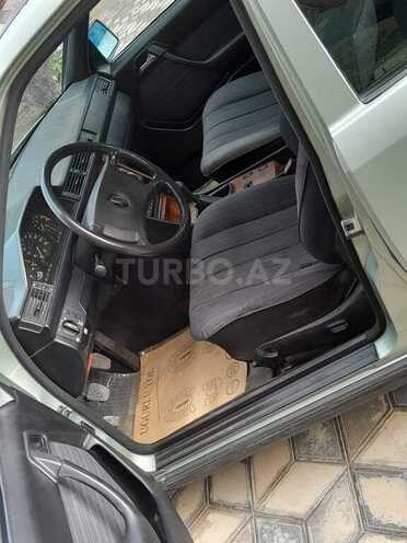 Mercedes E 230 1986, 352,111 km - 2.3 l - Şəmkir