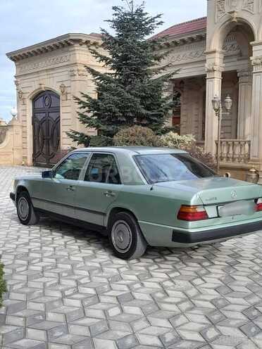 Mercedes E 230 1986, 352,111 km - 2.3 l - Şəmkir