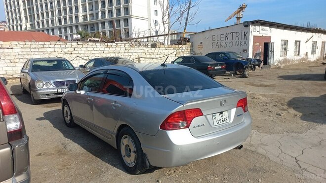 Honda Civic 2008, 275,000 km - 1.3 l - Bakı