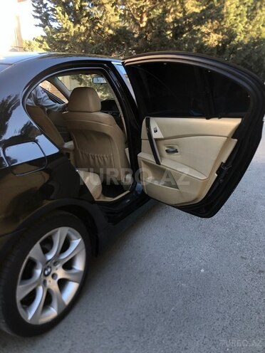 BMW 523 2007, 355,000 km - 2.5 л - Bakı