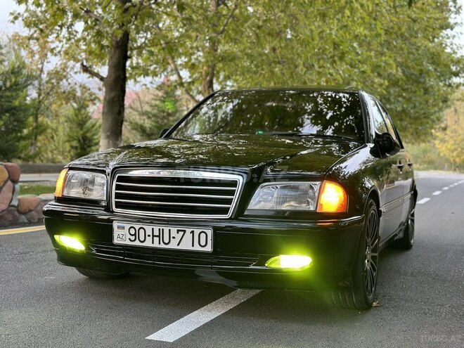 Mercedes C 230 1999, 228,000 km - 2.3 l - Şamaxı