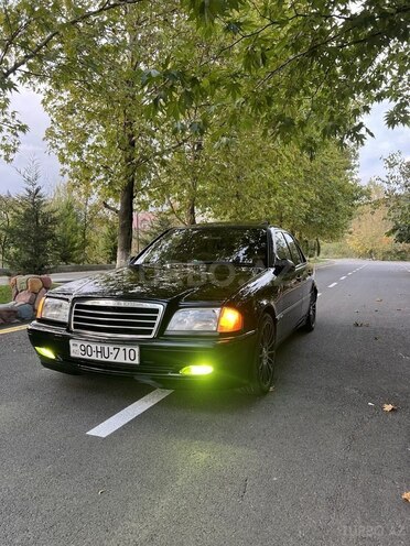 Mercedes C 230 1999, 228,000 km - 2.3 l - Şamaxı