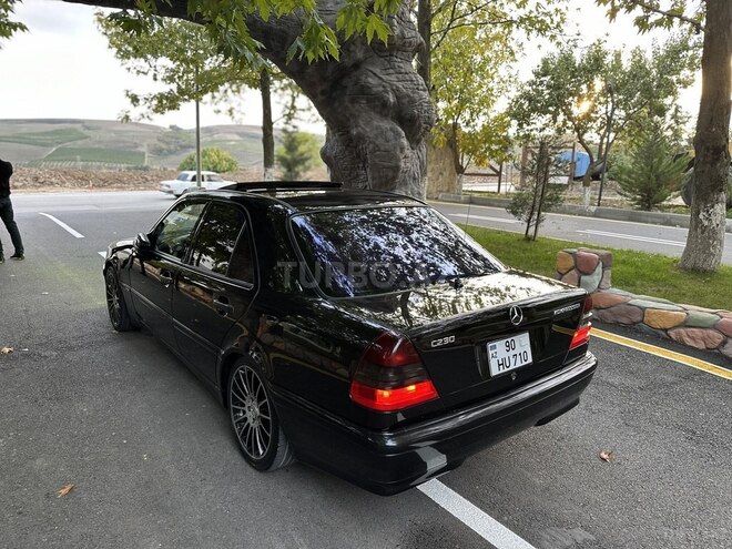 Mercedes C 230 1999, 228,000 km - 2.3 l - Şamaxı