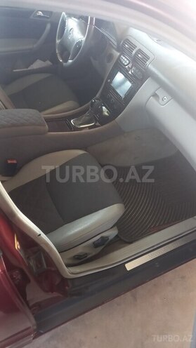 Mercedes C 240 2002, 33,300 km - 2.6 l - Sabirabad