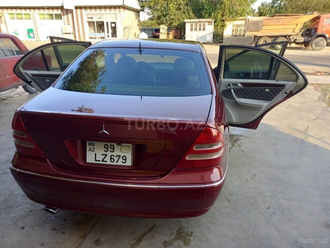 Mercedes C 240 2002, 33,300 km - 2.6 l - Sabirabad