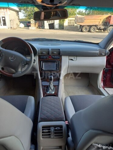 Mercedes C 240 2002, 33,300 km - 2.6 l - Sabirabad