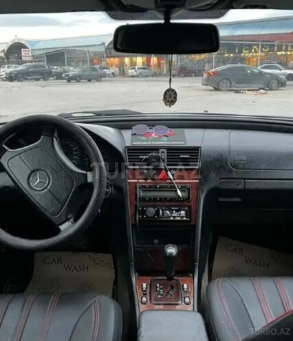 Mercedes C 200 2000, 346,852 km - 2.0 l - Qəbələ