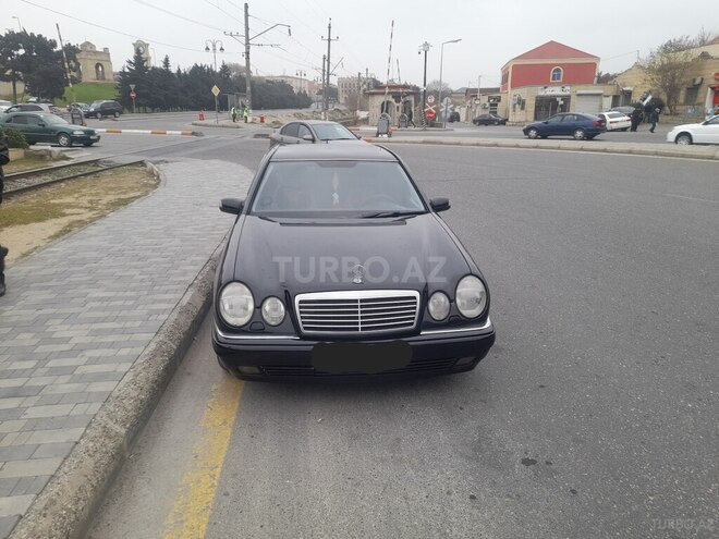 Mercedes E 280 1999, 342,274 km - 2.8 л - Bakı