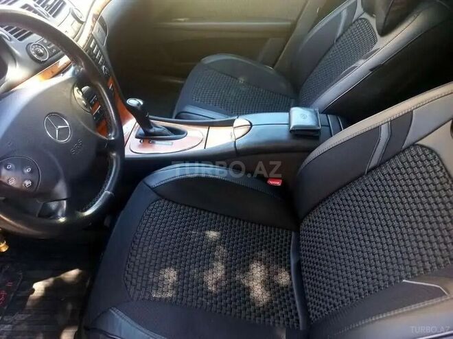 Mercedes E 220 2005, 350,000 km - 2.2 l - 