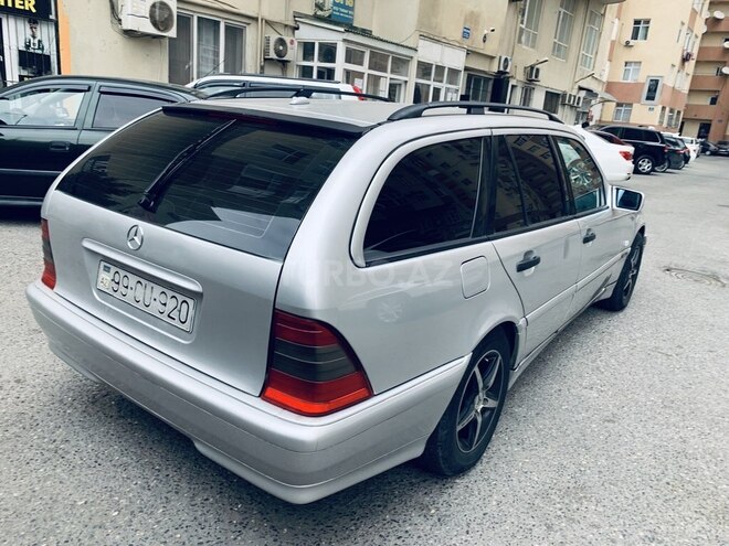 Mercedes C 240 2000, 241,041 km - 2.4 l - Bakı