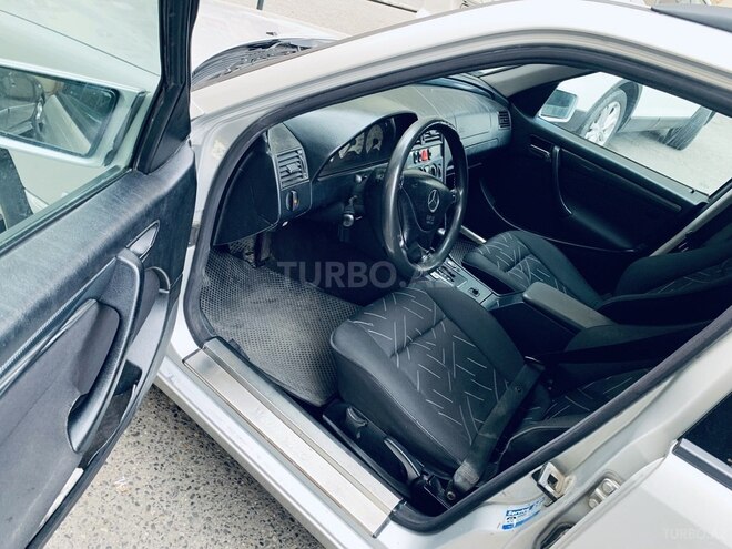 Mercedes C 240 2000, 241,041 km - 2.4 l - Bakı