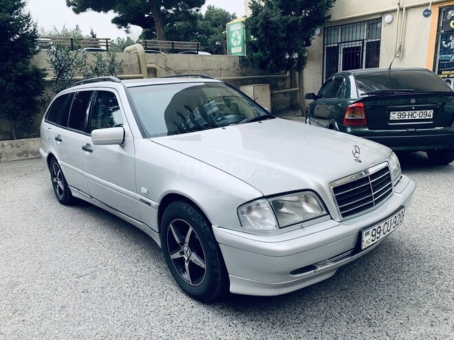 Mercedes C 240 2000, 241,041 km - 2.4 l - Bakı