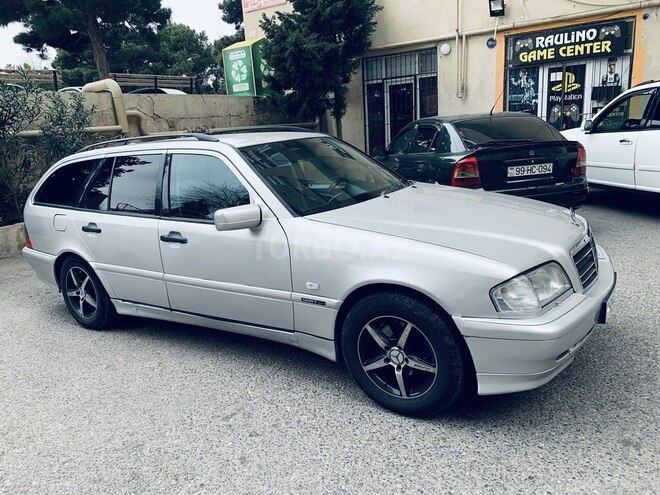 Mercedes C 240 2000, 241,041 km - 2.4 l - Bakı