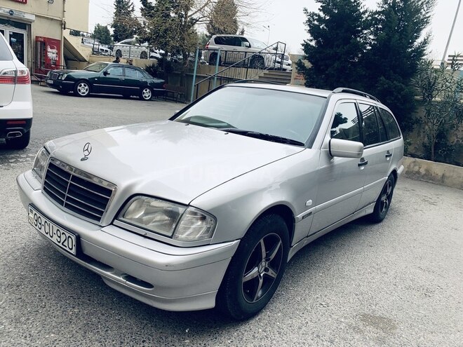 Mercedes C 240 2000, 241,041 km - 2.4 l - Bakı