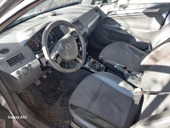 Opel Astra 2007, 325,000 km - 1.7 л - Bakı