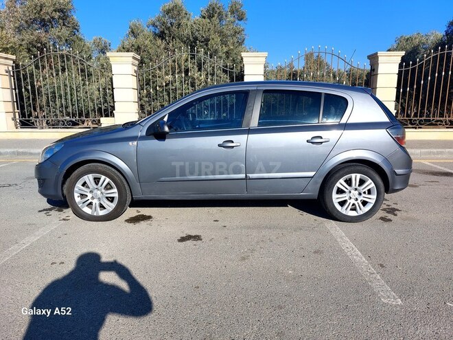 Opel Astra 2007, 325,000 km - 1.7 л - Bakı