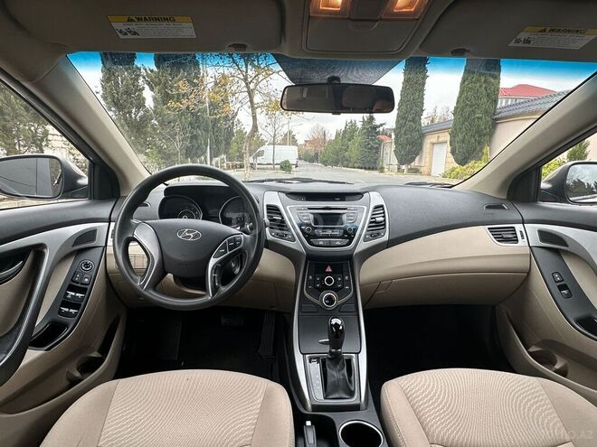 Hyundai Elantra 2015, 65,983 km - 1.8 л - Bakı
