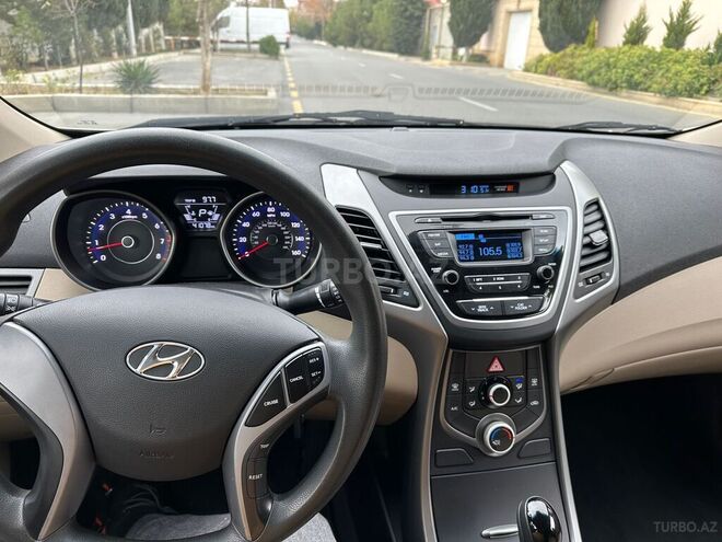 Hyundai Elantra 2015, 65,983 km - 1.8 л - Bakı