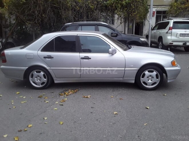 Mercedes C 200 1995, 218,558 km - 2.0 l - Bakı
