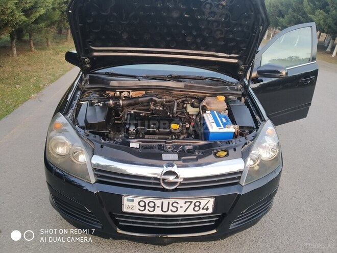 Opel Astra 2005, 215,321 km - 1.4 l - Bakı