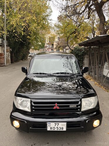 Mitsubishi Pajero io 2001, 350,000 km - 1.8 л - Bakı