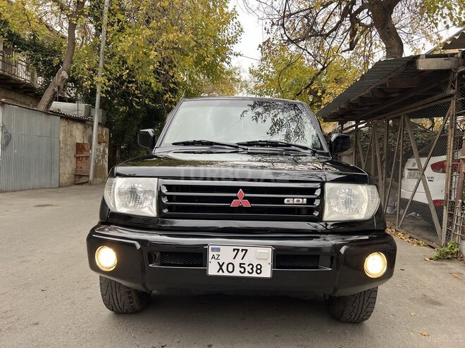 Mitsubishi Pajero io 2001, 350,000 km - 1.8 л - Bakı