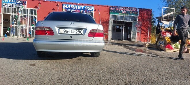 Mercedes E 240 2001, 334,000 km - 2.4 l - Tərtər