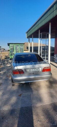 Mercedes E 240 2001, 334,000 km - 2.4 l - Tərtər