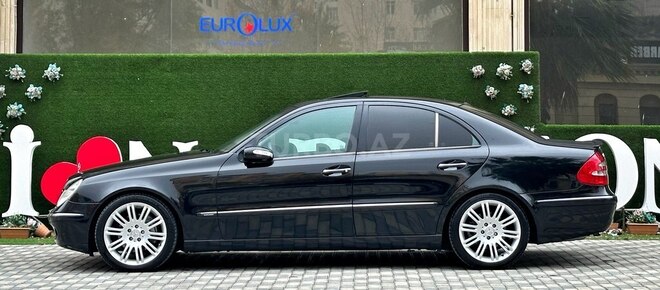 Mercedes E 320 2002, 200,000 km - 3.2 l - Bakı