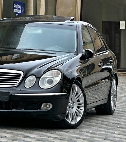 Mercedes E 320 2002, 200,000 km - 3.2 l - Bakı