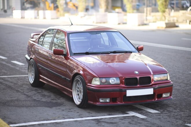BMW 318 1993, 456,000 km - 1.8 l - Bakı
