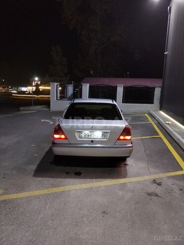 Mercedes C 180 1995, 533,600 km - 1.8 l - Göyçay