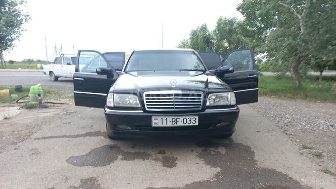 Mercedes C 230 1999, 563,800 km - 2.3 l - Zərdab