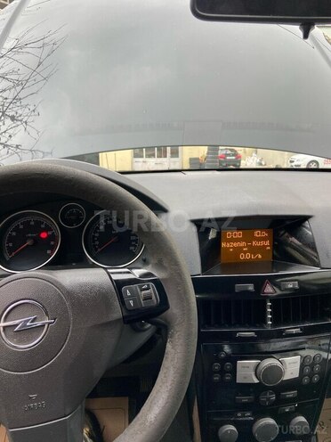 Opel Astra 2004, 212,000 km - 1.4 l - Bakı