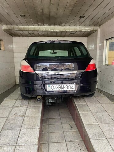 Opel Astra 2004, 212,000 km - 1.4 l - Bakı