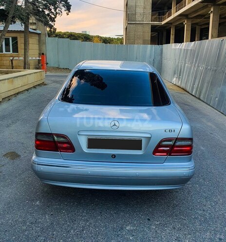 Mercedes E 270 1999, 349,866 km - 2.7 l - Bakı