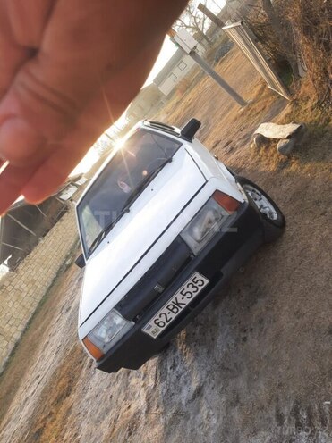 LADA (VAZ) 2109 1986, 30,000 km - 1.5 л - Qax