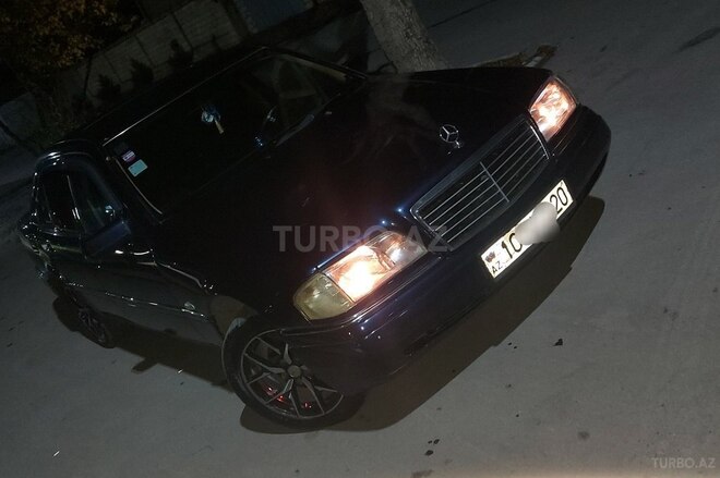 Mercedes C 220 1995, 334,000 km - 2.2 l - Xaçmaz