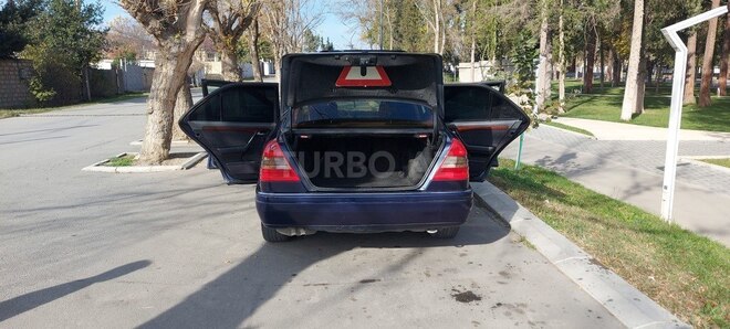 Mercedes C 220 1995, 334,000 km - 2.2 l - Xaçmaz
