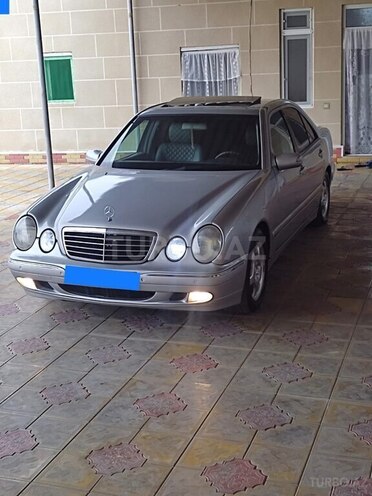 Mercedes E 270 1999, 443,817 km - 2.7 l - Bakı