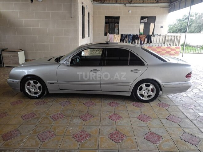Mercedes E 270 1999, 443,817 km - 2.7 l - Bakı